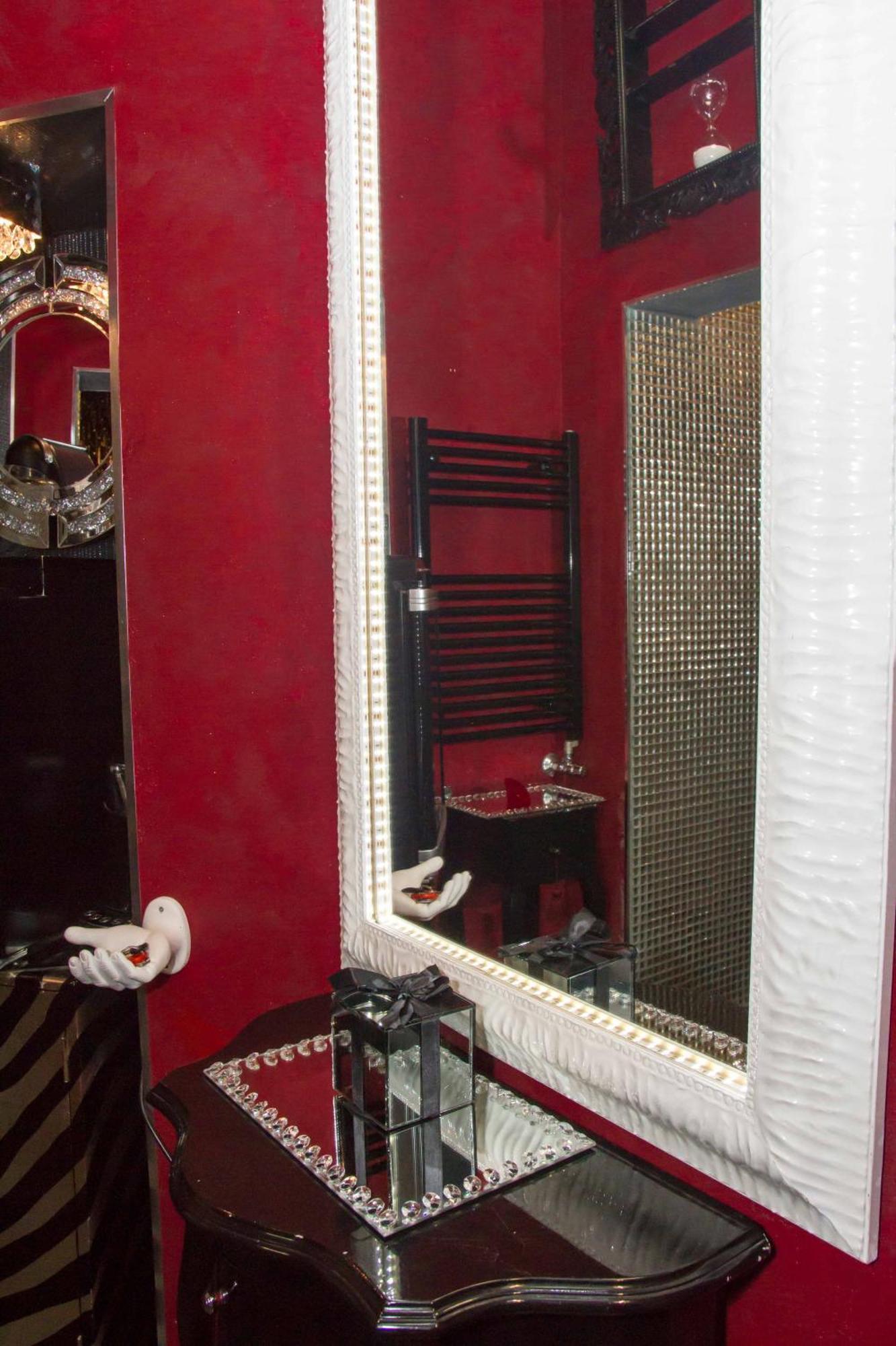 Jacuzzi Love Suitesweetrome Extérieur photo
