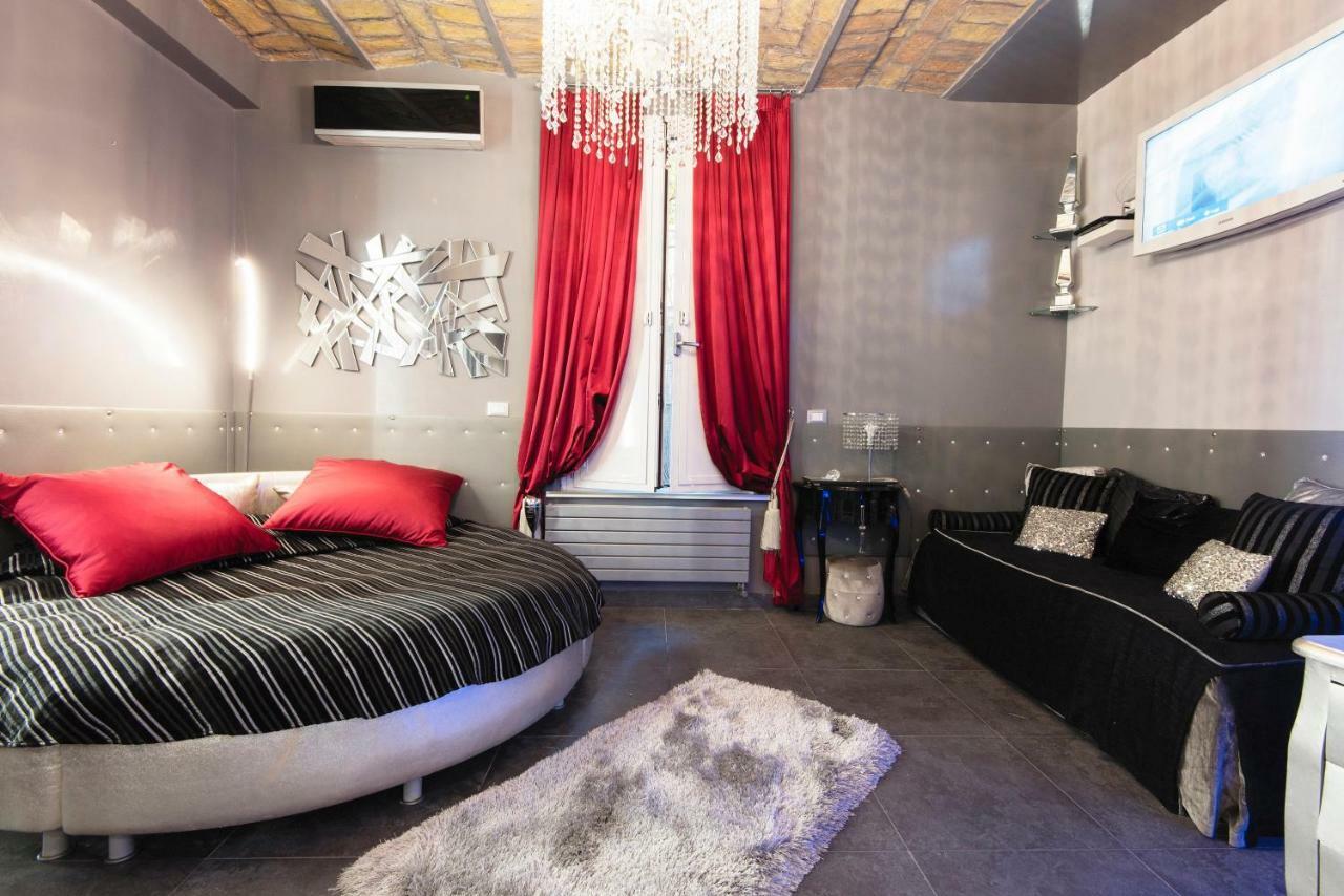 Jacuzzi Love Suitesweetrome Extérieur photo
